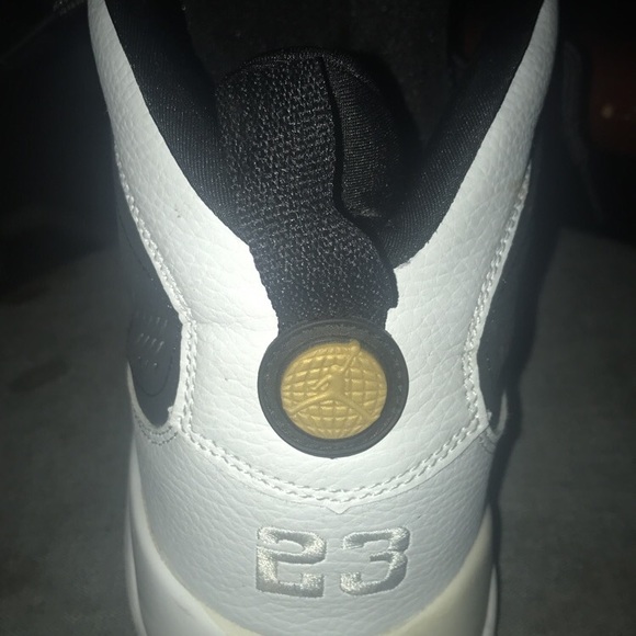 Shoes - Picture 1 of 4